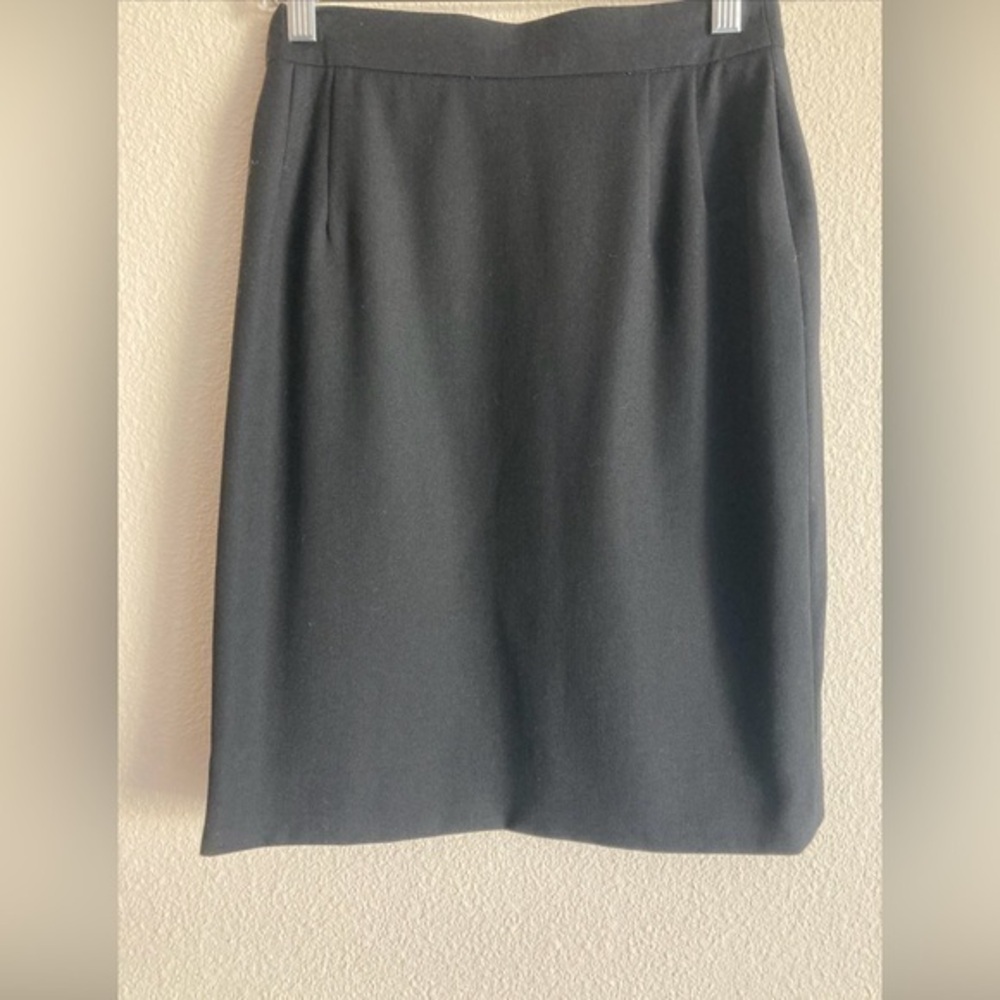 VNTG ESCADA classic minimalist black wool short PENCIL SKIRT size 36